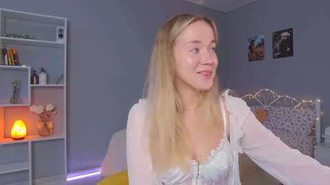 Amelia NEXT STREAM  online show from February 2, 1:52 pm