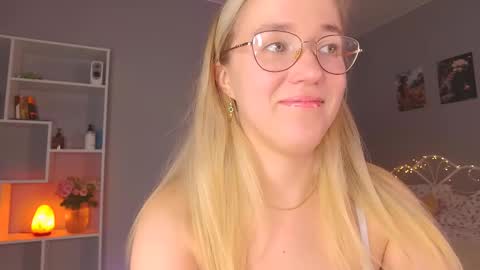 Amelia NEXT STREAM  online show from February 25, 8:11 pm