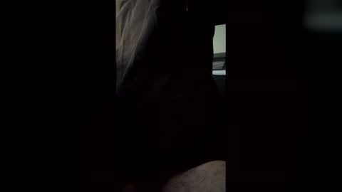 alvarocordova1998 online show from May 17, 12:20 am