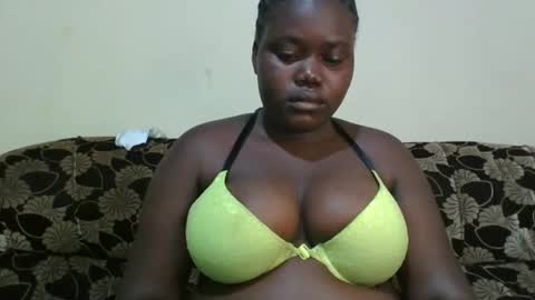 Snapshot of alyabeiby chatting on October 23, 2:13 am alyabeiby online show from October 23, 2:13 am