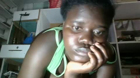 Snapshot of alyabeiby chatting on October 10, 9:41 pm alyabeiby online show from October 10, 9:41 pm