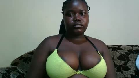 Snapshot of alyabeiby chatting on October 19, 3:33 am alyabeiby online show from October 19, 3:33 am