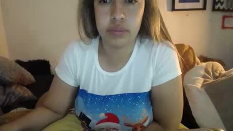 Alyn Maria online show from December 10, 4:13 am