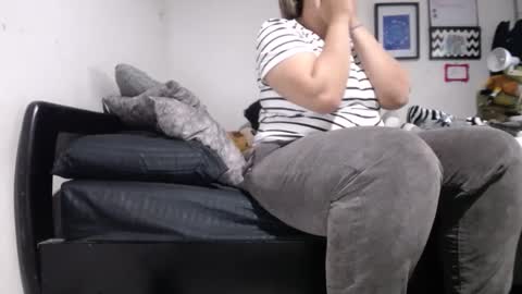 Alyn Maria online show from January 16, 3:34 am