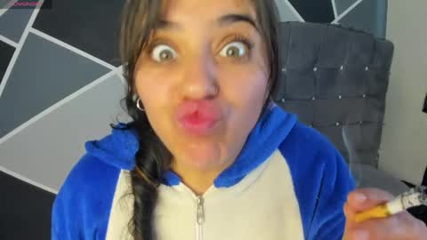 alysa magic online show from April 22, 7:10 pm