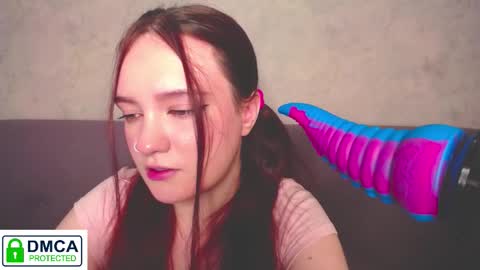 Alyssa online show from March 6, 5:45 pm