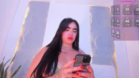 alyssa online show from March 24, 5:13 am