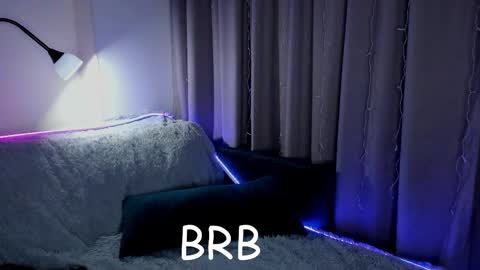 Alyssa  I will be online December 1 at 2000 UTC  online show from February 24, 5:27 pm