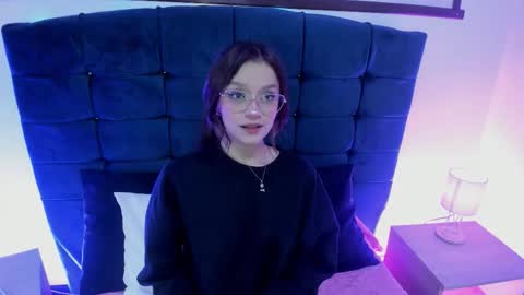 Alyy online show from January 8, 1:28 pm