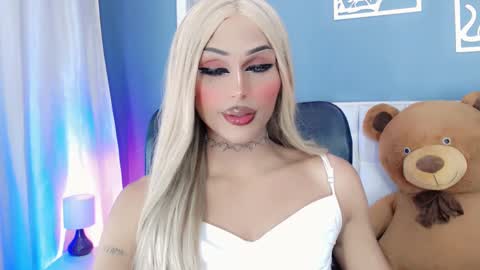 amal_baddel_ online show from February 6, 9:00 am