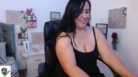 AMALIA online show from December 25, 7:02 pm