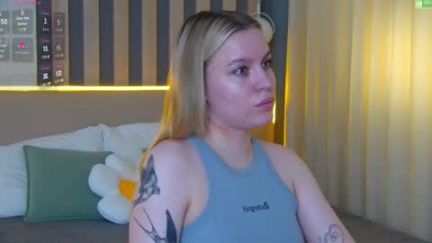 Amalia online show from June 8, 1:12 pm