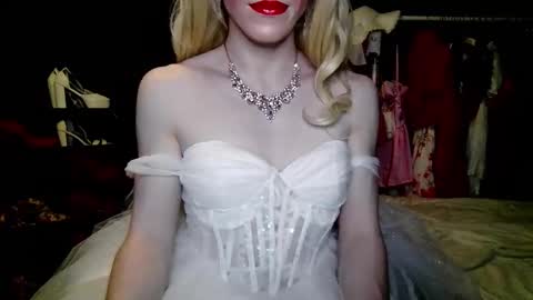 Amalie online show from November 2, 6:52 pm