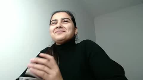 The queen of the biceps  online show from January 11, 10:16 pm