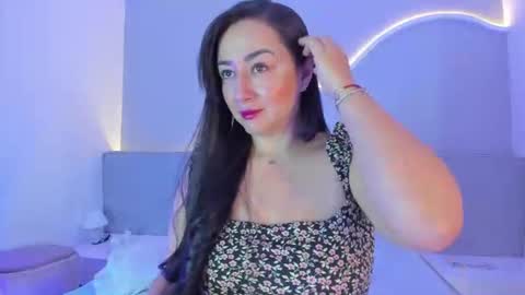 amanda_benz_ online show from July 6, 11:07 am