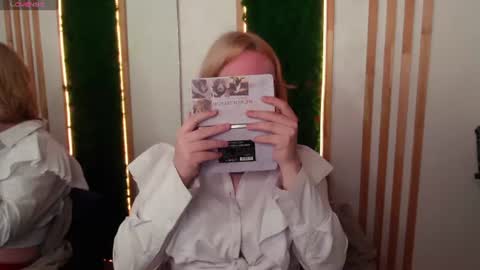 Hi im Amanda online show from June 26, 2:44 pm