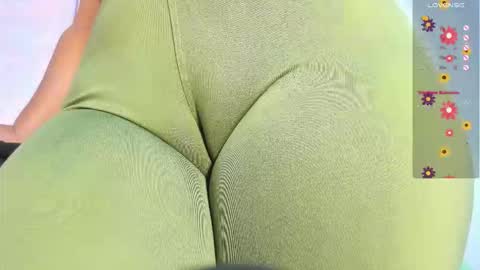 Amanda Marcuzzi  online show from November 5, 11:56 am