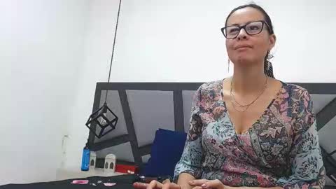 amanda_ramirez online show from January 17, 11:13 pm