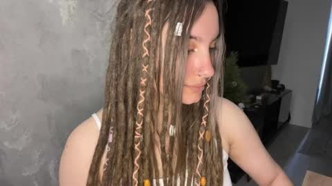 Amanda online show from April 18, 8:05 am