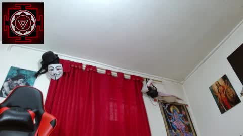 Amanda Valeska online show from December 18, 5:41 pm