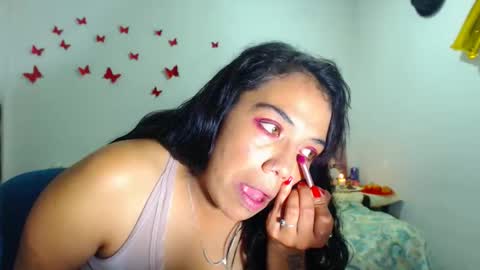 Amara Julia online show from November 1, 12:44 am