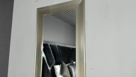 Emily online show from April 5, 10:12 am