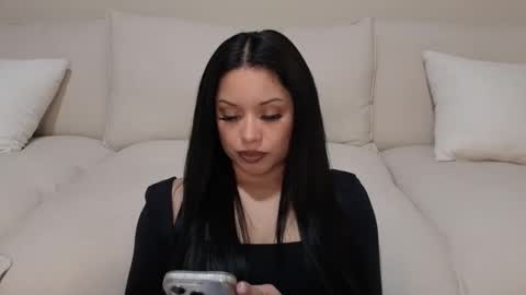 amaya_floress online show from February 7, 6:27 am