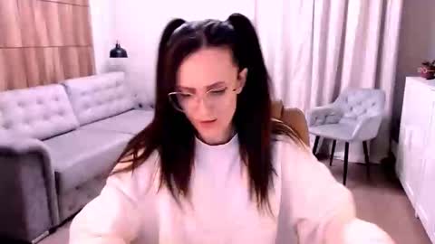 Izza online show from October 21, 10:31 am