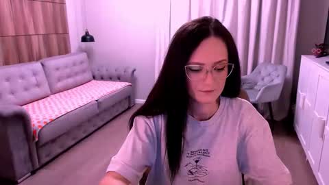 Izza online show from April 27, 10:46 am