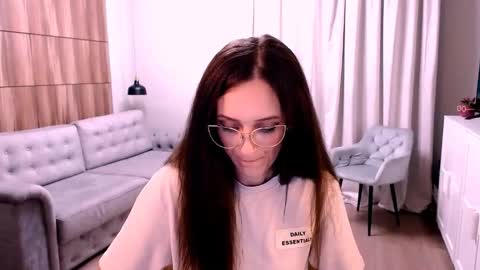 Izza online show from October 24, 10:49 am