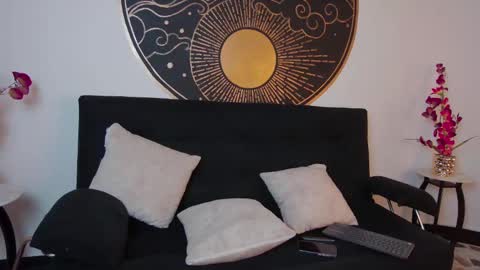 Ambar online show from February 18, 8:03 pm