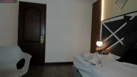 Ambar Ross online show from February 11, 1:59 pm