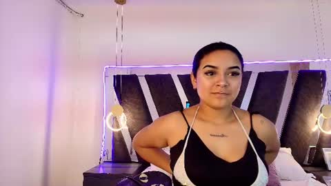 Amber online show from July 13, 9:40 pm