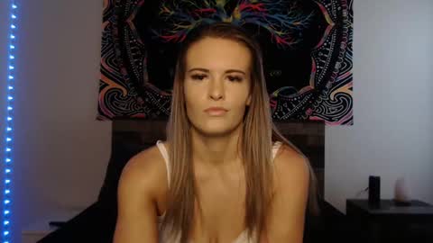 Snapshot of amber__xoxo chatting on January 15, 2:56 pm Amber online show from January 15, 2:56 pm