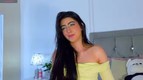 amber_bull online show from June 13, 2:16 pm