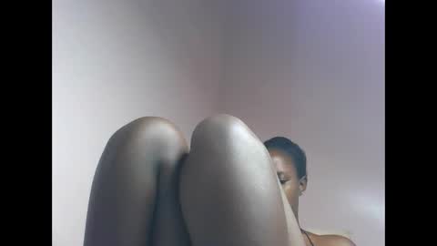 amber_cutie2 online show from April 21, 2:51 am