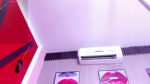 Amber online show from February 25, 9:15 pm