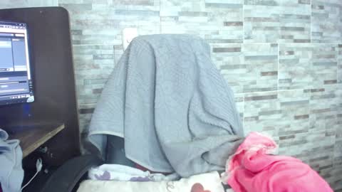 Snapshot of amber_kholin chatting on February 2, 2:59 am scarlett online show from February 2, 2:59 am