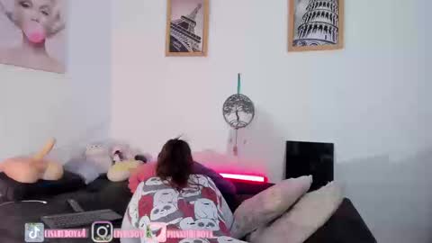 Snapshot of amberbedoya_1 chatting on September 18, 10:25 pm amber bedoya lisa online show from September 18, 10:25 pm