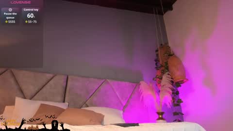 Amber Collins online show from October 28, 10:05 am