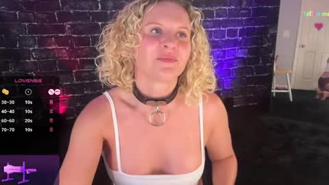 Amber Jade online show from May 27, 12:28 am