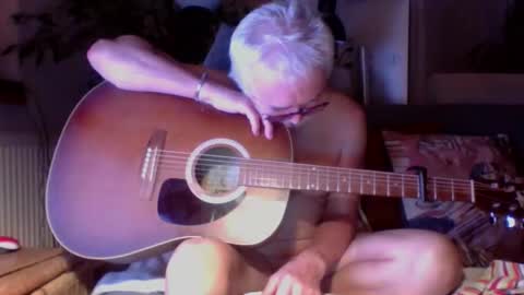 Amberr11 online show from October 22, 11:06 pm