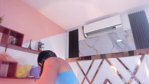 Amber online show from January 21, 6:55 pm