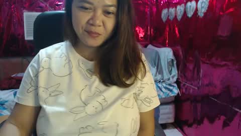 Snapshot of ambisyosa_moore chatting on January 23, 3:32 pm Marie online show from January 23, 3:32 pm
