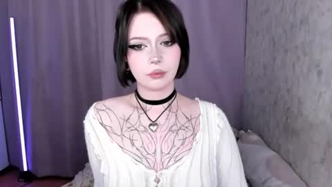 Amelia online show from July 15, 1:16 pm