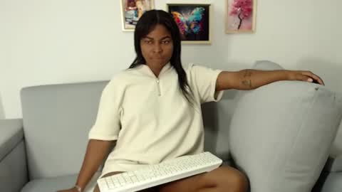 girl exsotic online show from November 1, 1:32 pm