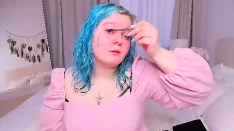Amelia online show from July 2, 10:31 am