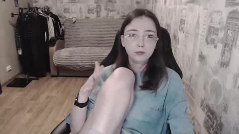 Amelia online show from March 2, 4:10 pm