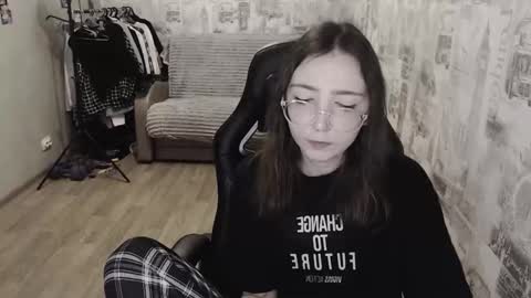 Amelia online show from December 13, 12:50 pm