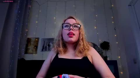 Amelia online show from April 22, 9:44 pm